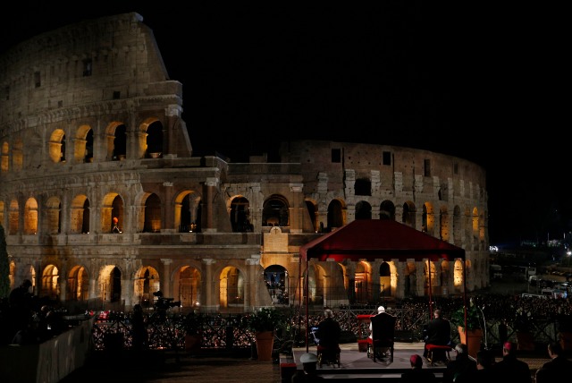 POPE GOOD FRIDAY COLOSSEUM